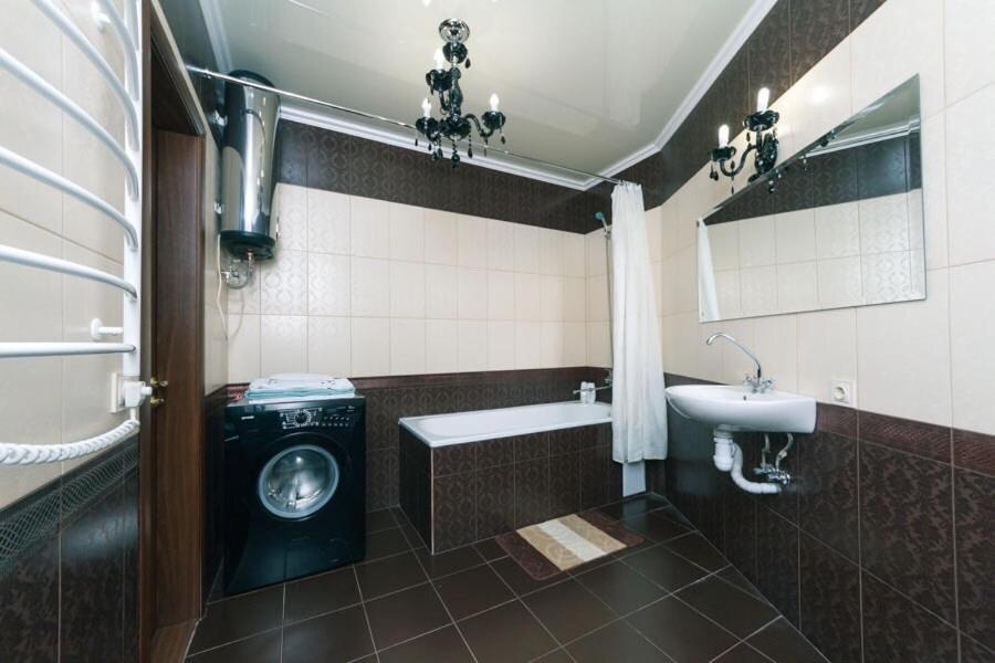 1 Вулиця Софії Русової Kiew Exterior foto